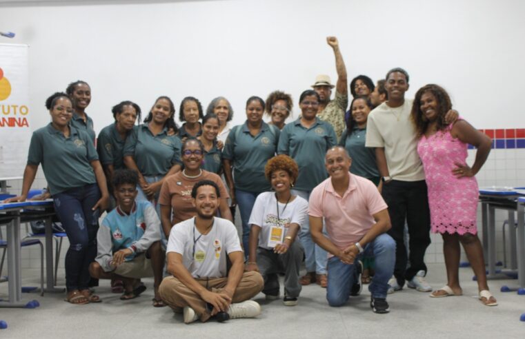 Circuito DiKebrada leva oficinas de escrita criativa e acessibilidade para colégios estaduais e associação de Salvador